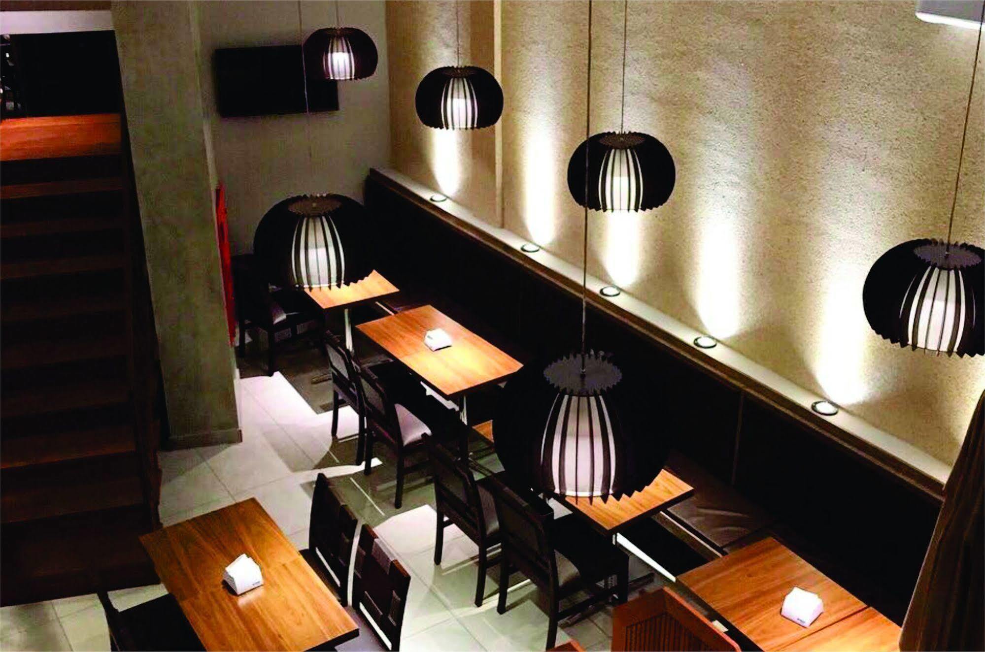 IT Itabira Hotel Bagian luar foto